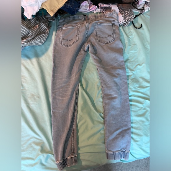 Soft bullhead, skinny joggers. - Picture 2 of 4